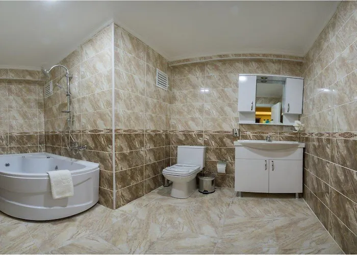 Le Premier House Апарт-отель