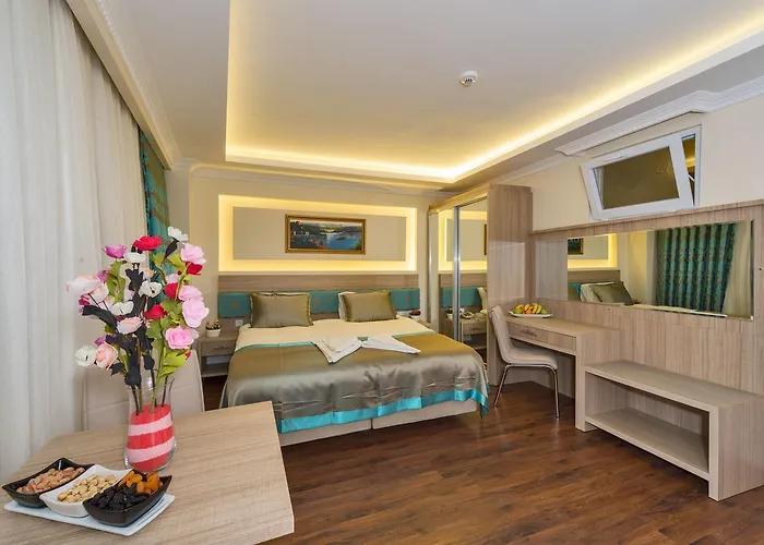 Le Premier House Апарт-отель